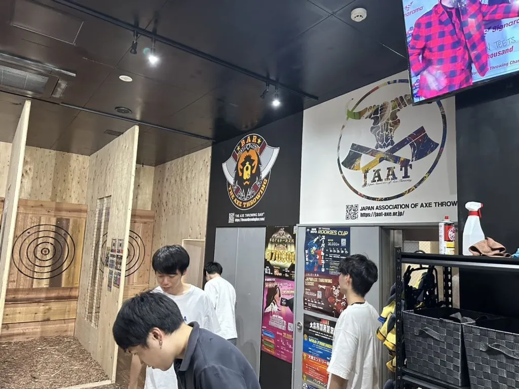 【東京】二次会で斧投げ貸切!30分2,480円〜の浅草スポット